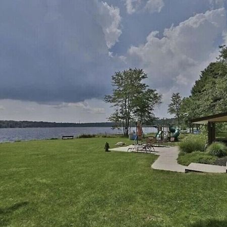 Hideaway - Lakehouse/Spa/Dock/ Pocono Summit Экстерьер фото