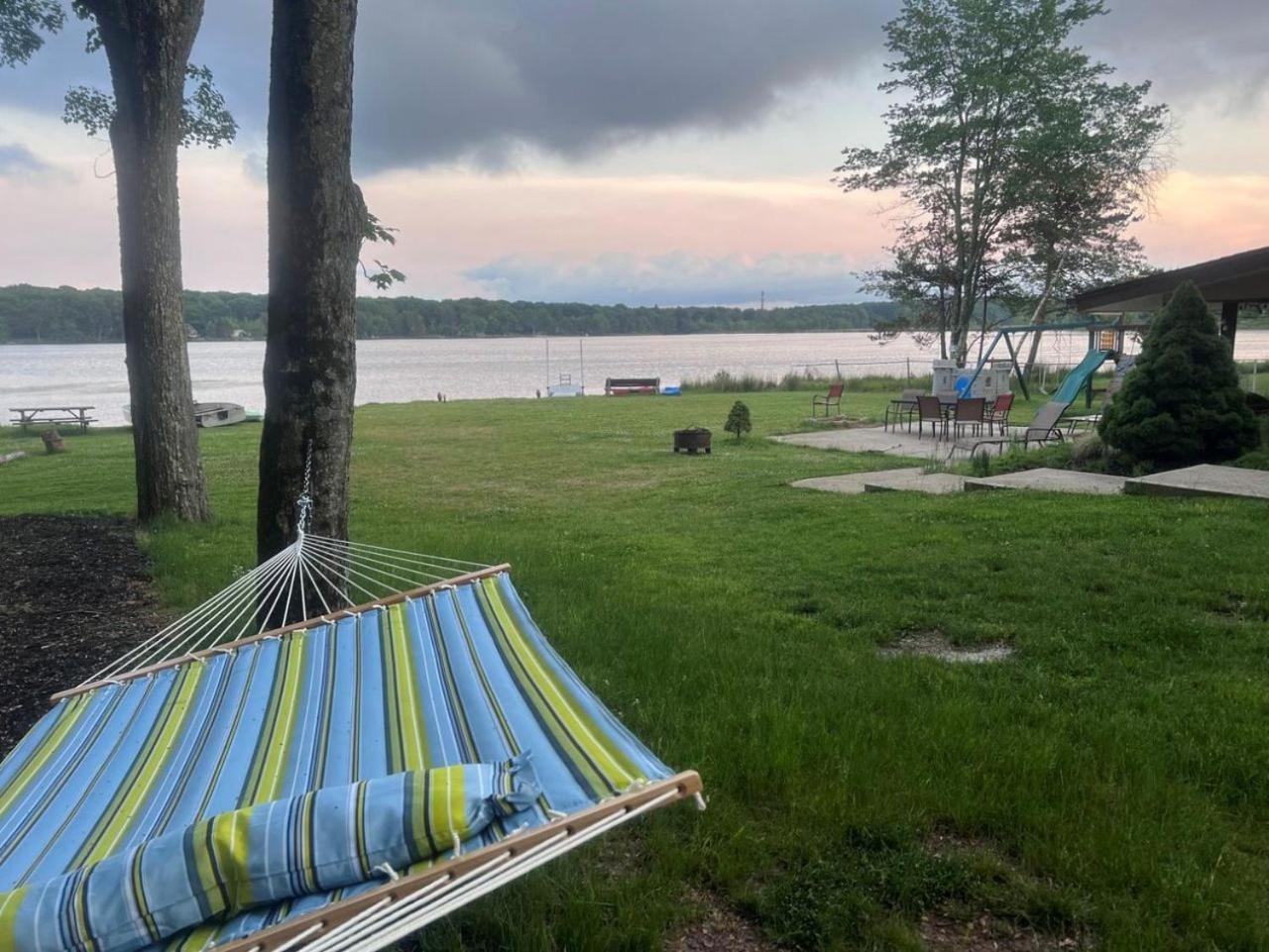 Hideaway - Lakehouse/Spa/Dock/ Pocono Summit Экстерьер фото