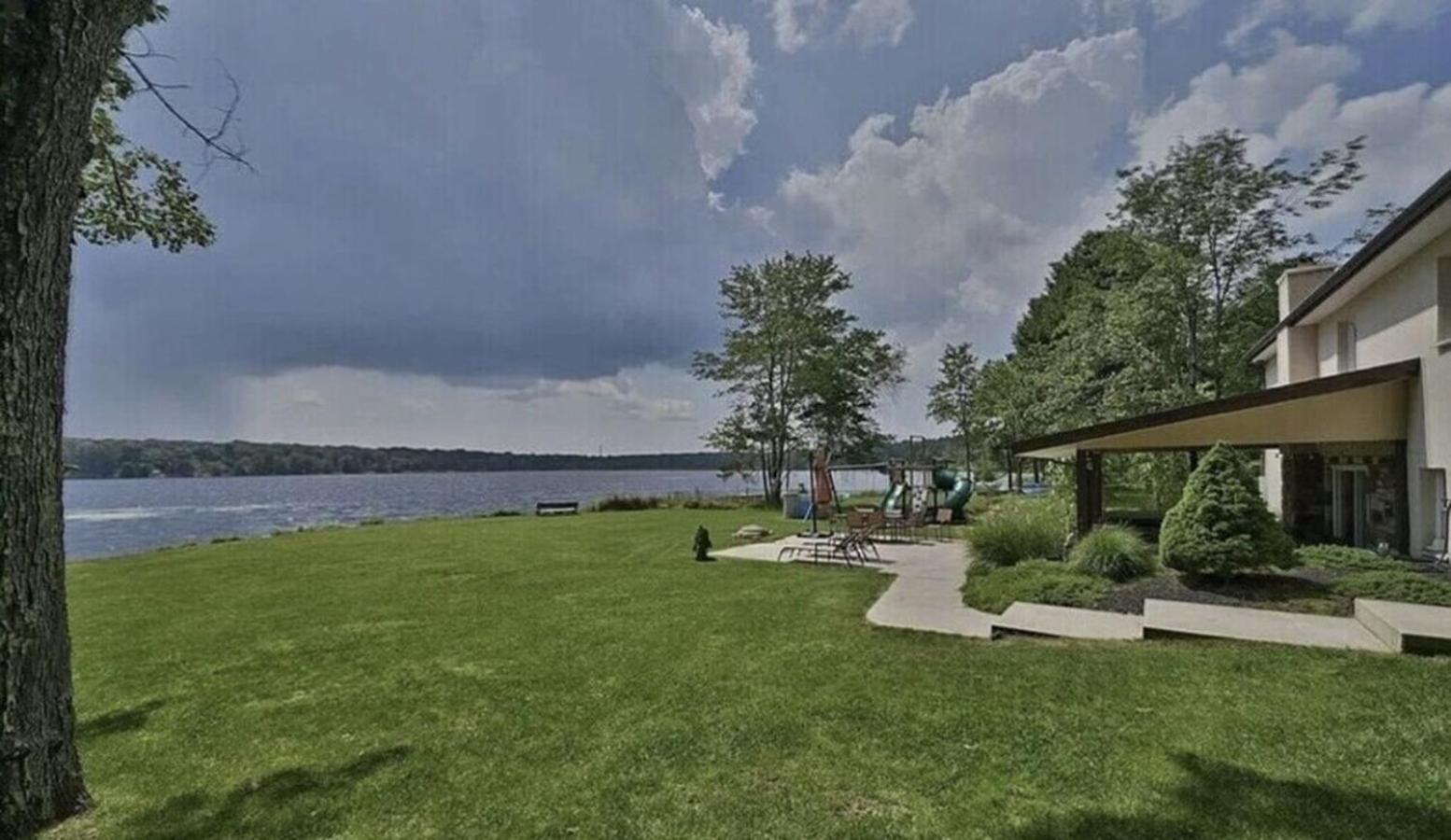 Hideaway - Lakehouse/Spa/Dock/ Pocono Summit Экстерьер фото